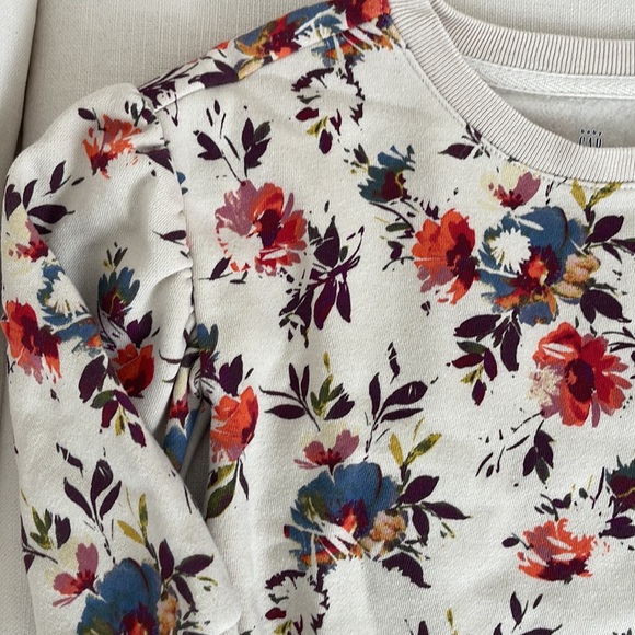 GAP Kids Floral Print Sweatshirt - Picture 4 of 13